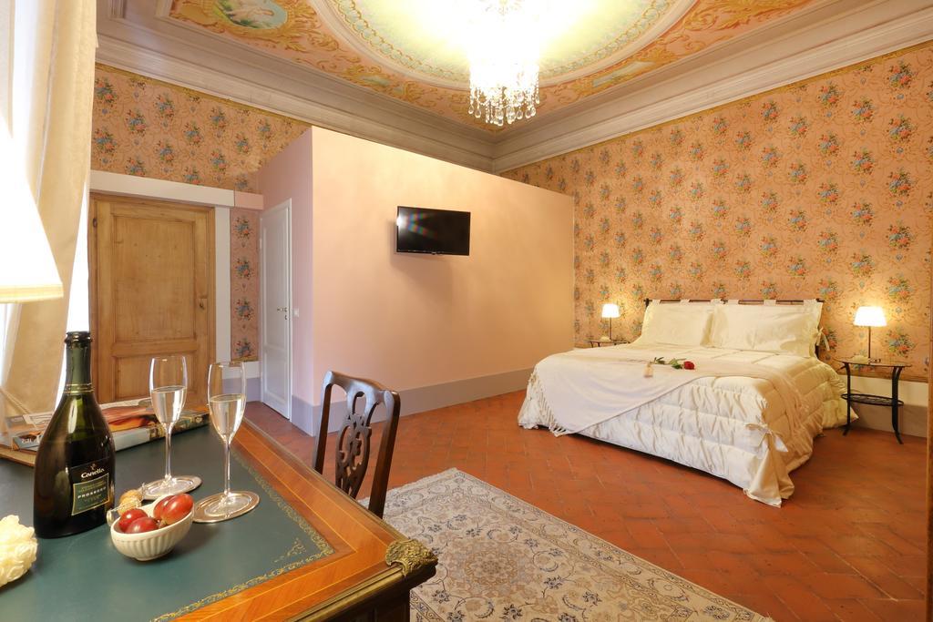 Bed and Breakfast Dimora Bandinelli Firenze Номер фото